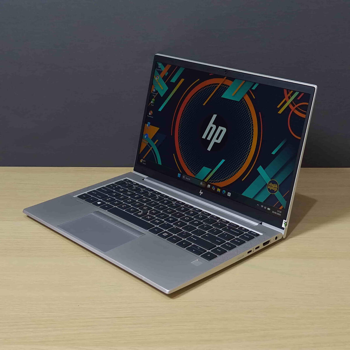 Lenovo Elitebook 845G8 Kanan Butik Laptop